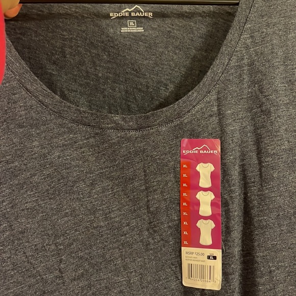 Eddie Bauer women’s scoop neck Heather shirt - Picture 2 of 3